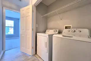 8054 Nicosh Cir Ln, Falls Church, VA 22042 - Photo 5