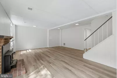 9611 Scotch Haven Drive, Vienna, VA 22181 - Photo 7