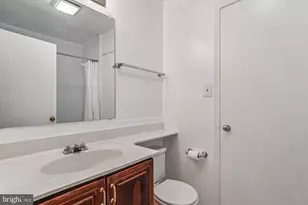 7592 Lakeside Village Dr, Falls Church, VA 22042 - Photo 17