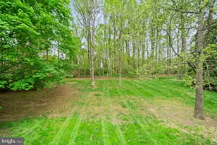 10317 Hickory Dr, Oakton, VA 22124 - Photo 19