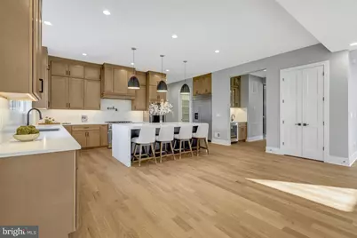 4824 Village Drive, Fairfax, VA 22030 - Photo 15