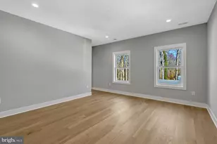 4824 Village Dr, Fairfax, VA 22030 - Photo 45