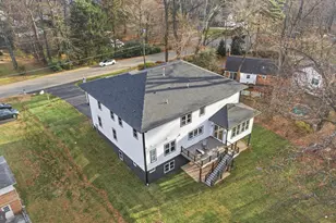 4824 Village Dr, Fairfax, VA 22030 - Photo 95