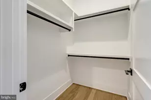 4824 Village Dr, Fairfax, VA 22030 - Photo 39