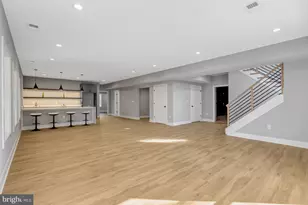 4824 Village Dr, Fairfax, VA 22030 - Photo 75