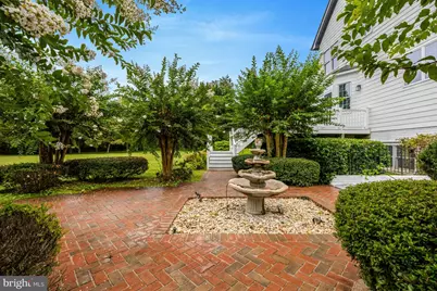 401 Walker Road, Great Falls, VA 22066 - Photo 71