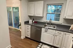 8408 Dampier Ct, Springfield, VA 22153 - Photo 5