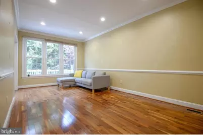 9404 Regency Crest Drive, Vienna, VA 22181 - Photo 5