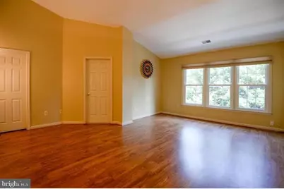 9404 Regency Crest Drive, Vienna, VA 22181 - Photo 15