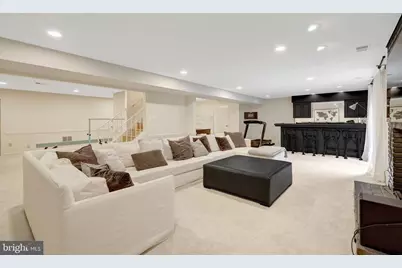 6305 Dunaway Court, McLean, VA 22101 - Photo 65