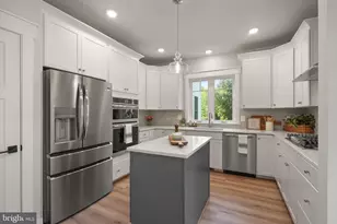 11433 Popes Head Rd, Fairfax, VA 22030 - Photo 11