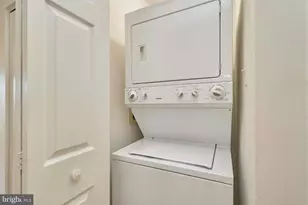 7616 Wood Mist Ln, Falls Church, VA 22043 - Photo 27