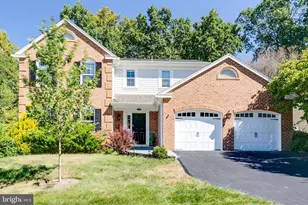 12010 Sugarland Valley Dr, Herndon, VA 20170 - Photo 1