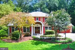 1560 Forest Villa Ln, McLean, VA 22101 - Photo 57
