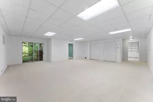 1560 Forest Villa Ln, McLean, VA 22101 - Photo 43