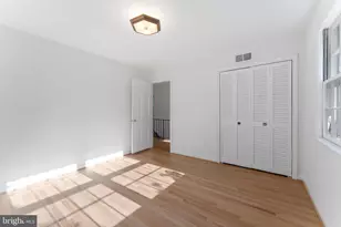 1560 Forest Villa Ln, McLean, VA 22101 - Photo 37