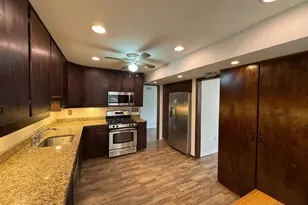 6710 Red Jacket Rd, Springfield, VA 22152 - Photo 11