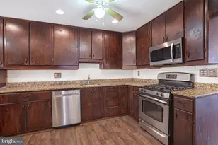 6710 Red Jacket Rd, Springfield, VA 22152 - Photo 13