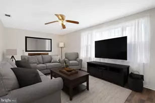 6710 Red Jacket Rd, Springfield, VA 22152 - Photo 3