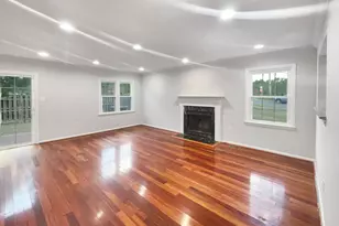 14600 Stone Range Dr, Centreville, VA 20120 - Photo 3