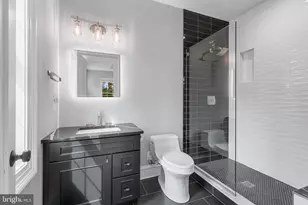 7002 A River Oaks Dr, McLean, VA 22101 - Photo 31