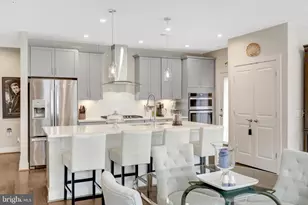 2324 Wind Charm St, Herndon, VA 20171 - Photo 5