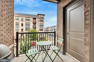 2324 Wind Charm St, Herndon, VA 20171 - Photo 11