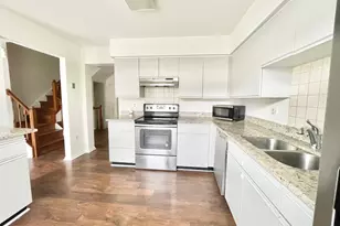 509 Dakota Dr, Herndon, VA 20170 - Photo 3