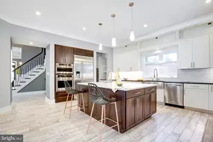 510 Walker St SW, Vienna, VA 22180 - Photo 23