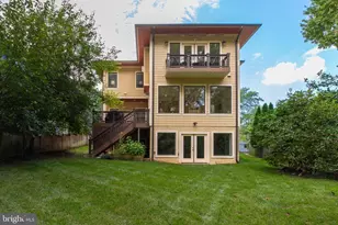 510 Walker St SW, Vienna, VA 22180 - Photo 61