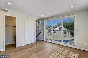 12590 Ovation Dr, Fairfax, VA 22033 - Photo 11