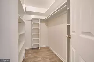 1439 Northgate Square, Reston, VA 20190 - Photo 7