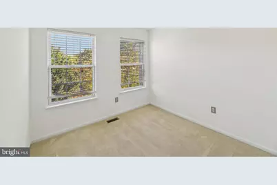 6330 James Harris Way, Centreville, VA 20121 - Photo 19