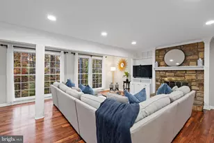 11317 Edenderry Dr, Fairfax, VA 22030 - Photo 17