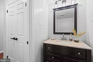 11317 Edenderry Dr, Fairfax, VA 22030 - Photo 39