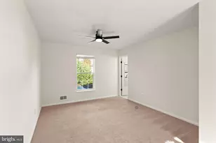 4006 Novar Dr, Chantilly, VA 20151 - Photo 23