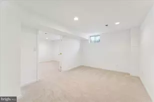 1551 Brownsville Dr, Herndon, VA 20170 - Photo 37