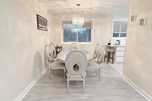 6910 Fern Pl, Annandale, VA 22003 - Photo 5