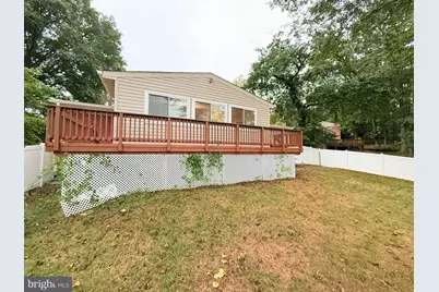 6910 Fern Place, Annandale, VA 22003 - Photo 15