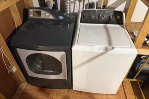 10030 Wood Sorrels Ln, Burke, VA 22015 - Photo 15