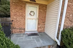 10030 Wood Sorrels Ln, Burke, VA 22015 - Photo 3