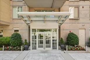 2726 Gallows Rd, Vienna, VA 22180 - Photo 9