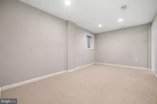 10402 Hollyoak Pl, Fairfax, VA 22032 - Photo 43