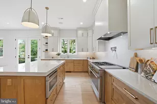 1945 Leonard Rd, Falls Church, VA 22043 - Photo 25