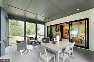 6908 Southridge Dr, McLean, VA 22101 - Photo 57