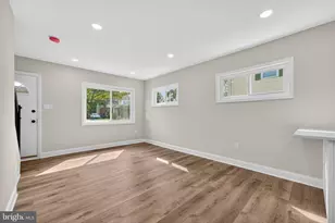 2248 Roanoke Dr, Alexandria, VA 22307 - Photo 11