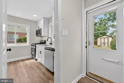 2248 Roanoke Drive, Alexandria, VA 22307 - Photo 9