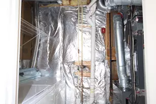 8025 Samuel Wallis St, Lorton, VA 22079 - Photo 7