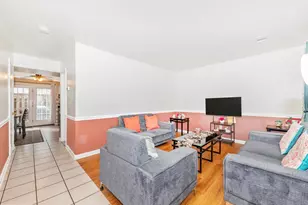 8413 Fuerte Ct, Alexandria, VA 22309 - Photo 3