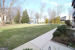 4969 Americana Dr, Annandale, VA 22003 - Photo 5